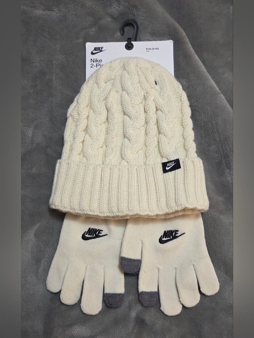 Nike Kids 8-20 Cream Cable-Knit Beanie & Cream Gloves with Gray Touch Tips